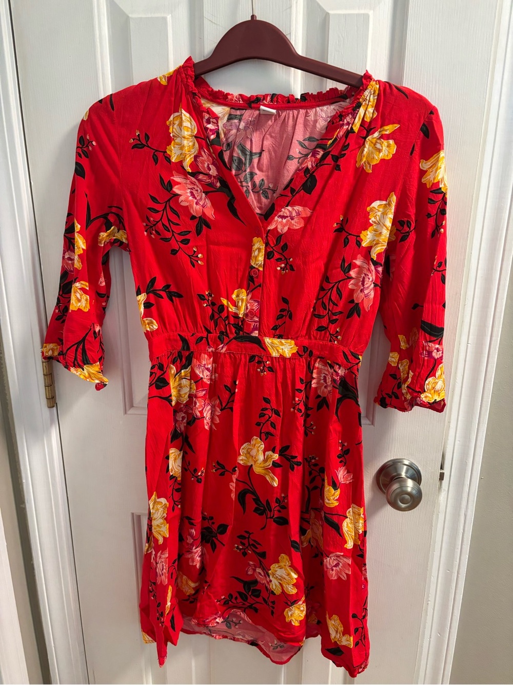 Old Navy Red Floral Button-Front Dress Size Small